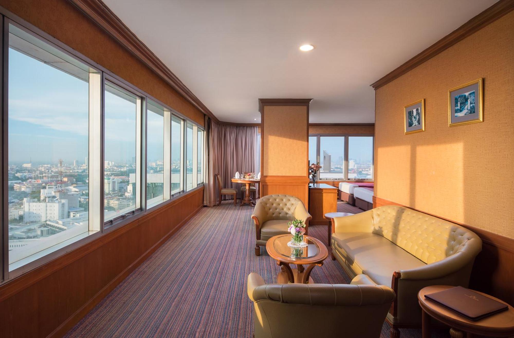 Palace Khách sạn 4*
